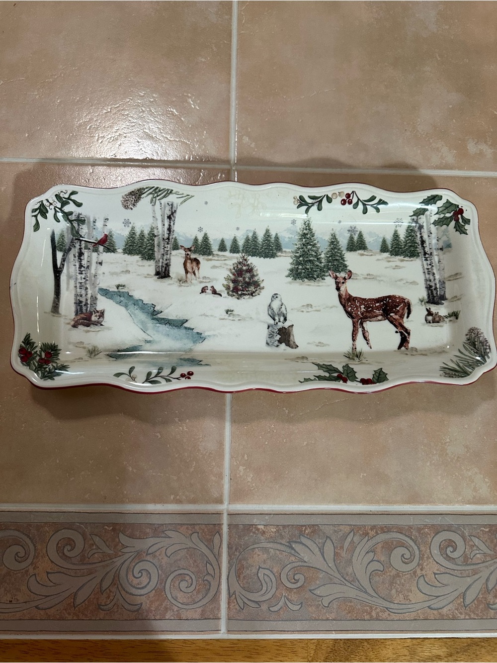 Better Homes And Gardens Winter Deer Decorative Tray - White, Green, Red